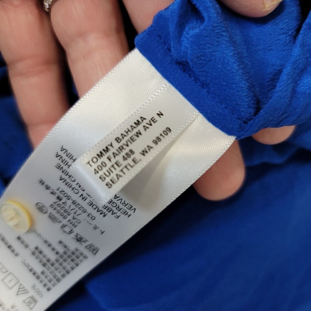 Tommy Bahama blue silk blouse - Picture 7 of 8